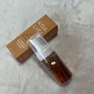 Gold Illuminating Cleanser & Exfoliant